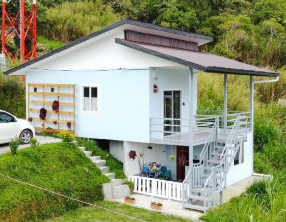 Kundasang Trail Homestay Esterno foto